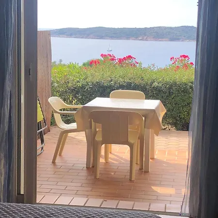 Ellada 1 Aparthotel *