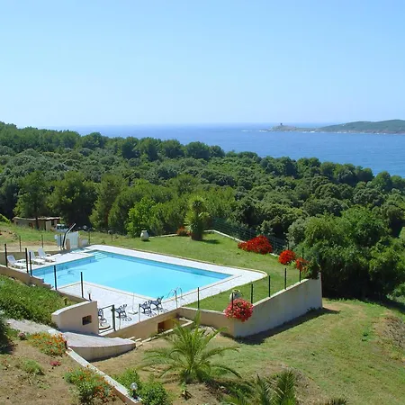 Ellada 1 Aparthotel Cargese