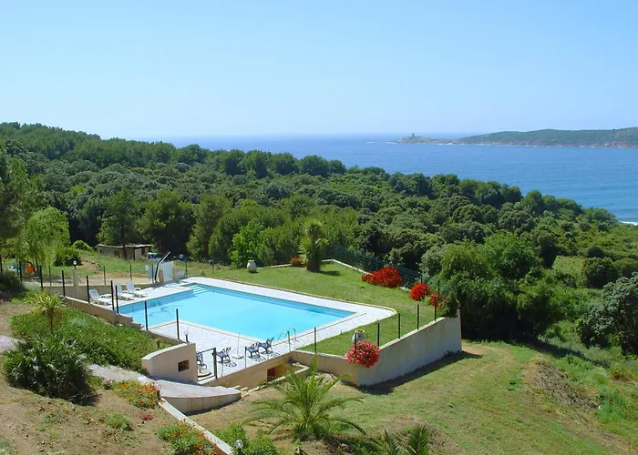 Ellada 1 Aparthotel Cargèse